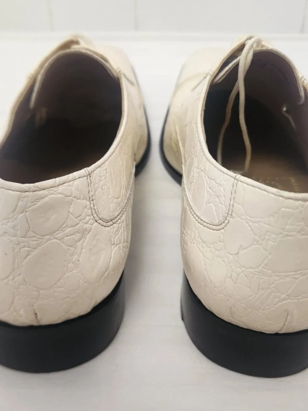 Giorgio Brutini shoes 11.5 cream faux alligator ostrich NEW